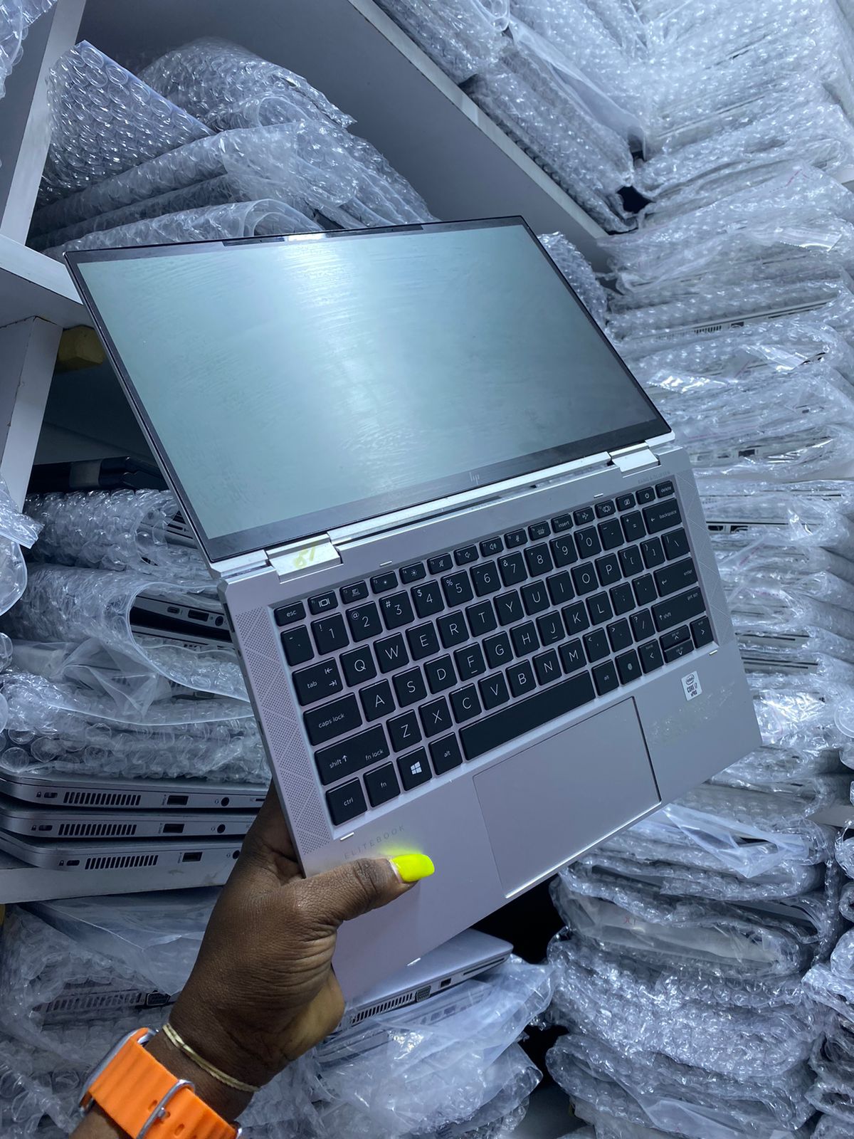 HP Elitebook 1030 G7 x360,Touchscreen 2 in 1 Core i7 10th generation 16GB RAM/512GB SSD.