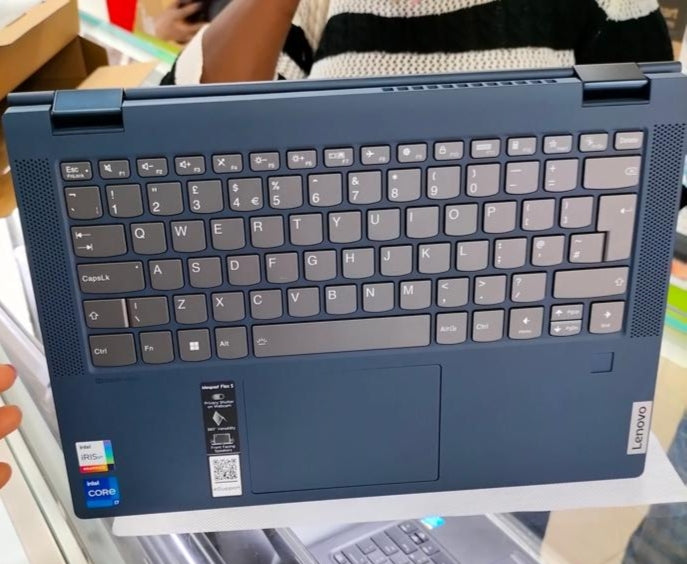 Brand New Lenovo flex 5 X360