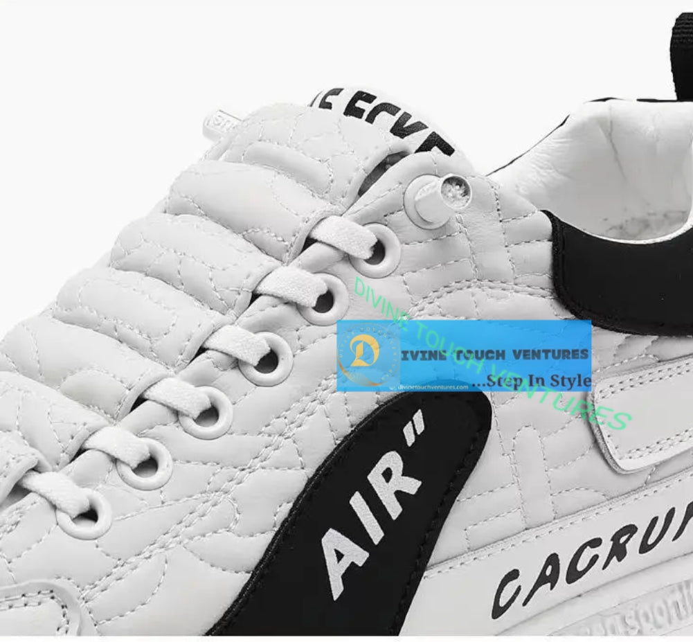 2 Low top flat skateboard shoes